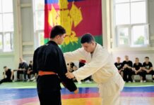 В Тбилисском районе школьники состязались в муниципальном этапе по самбо